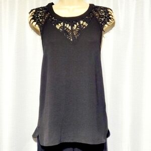 NWT 41 Hawthorn Eyelash Lace Blouse (S)